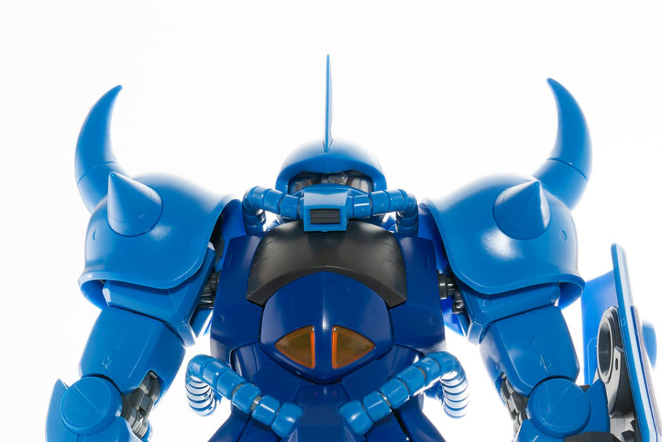 ガンプラ MG グフ ver 2.0 完成品 - プラモデル