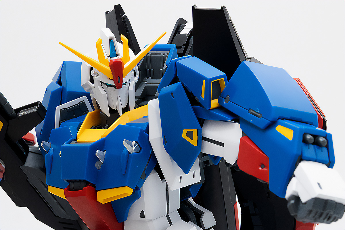 ガンプラ バンダイ mg zガンダム ゼータガンダム 素組