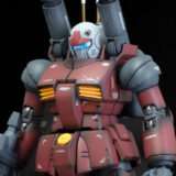 【ガンプラ初心者向け】エアブラシ黒立ち上げで赤を発色させる塗装レシピ！怪我の功名で得たコツをシェア