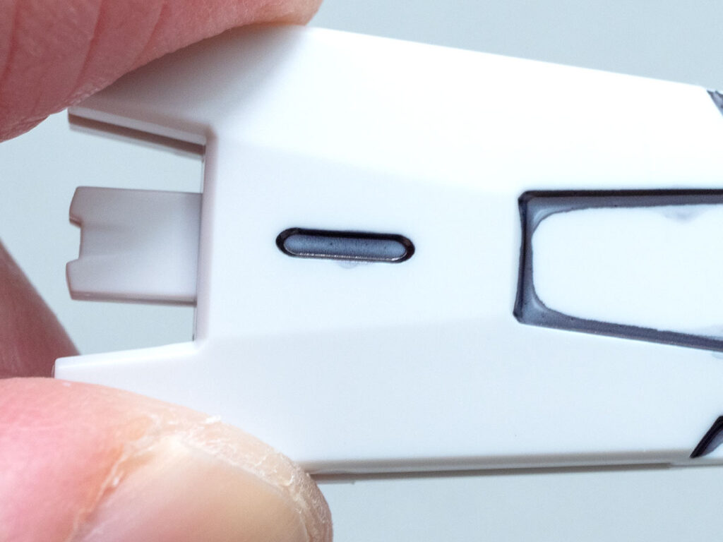 太い既存モールドスミ入れ01