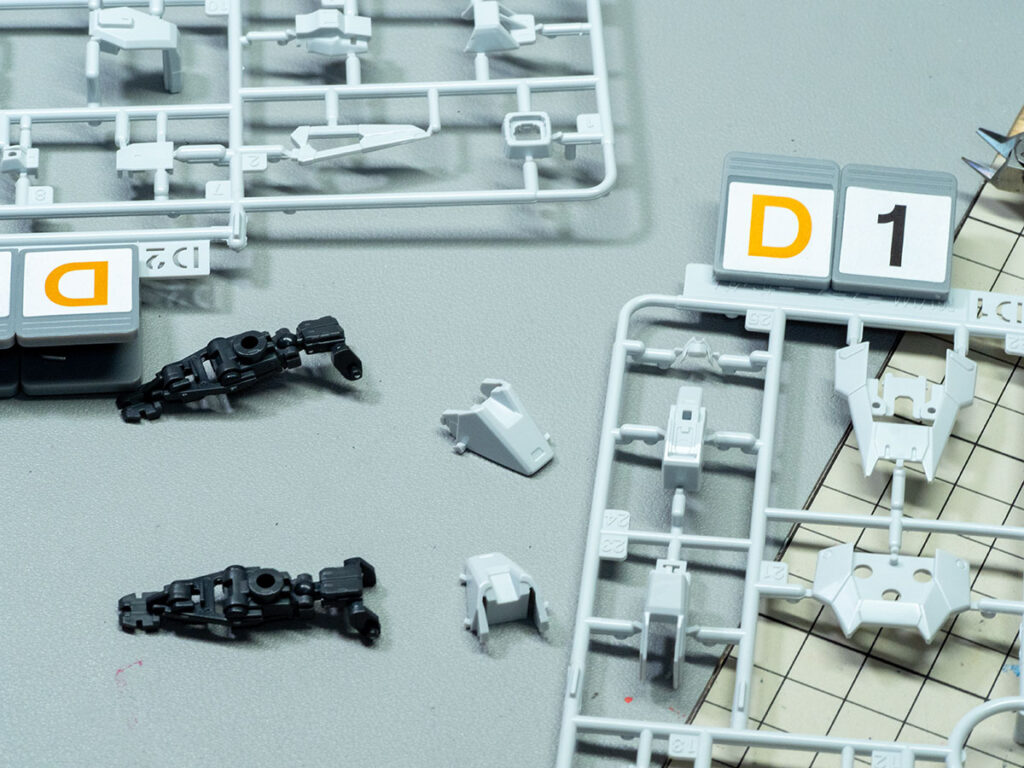 RGデスティニーガンダム細かいパーツ